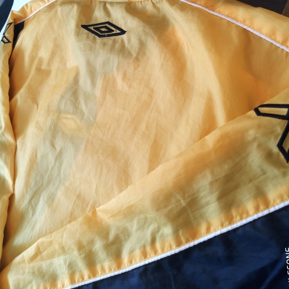 Men's Vintage Umbro Jacket - Picture 5 of 8